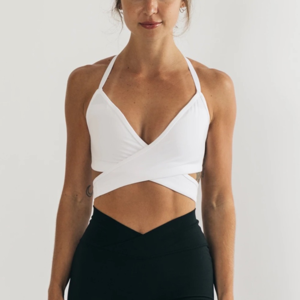 Alphalete Surface Wrap Bra